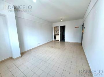 Departamento · 30m² · 1 Ambiente · Dpto Monoambiente - Cocina - Baño Completo - Flores