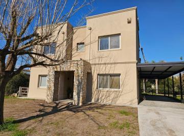 Casa · 200m² · 6 Ambientes · 4 Cocheras · Venta Casa 6 Ambientes Apta Credito
