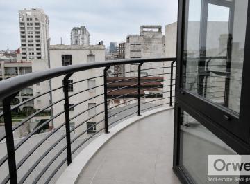 Departamento · 56m² · 3 Ambientes · Venta 3 Ambientes en Barracas. Moca 2. Piso Alto con Balcón. Full Amenities