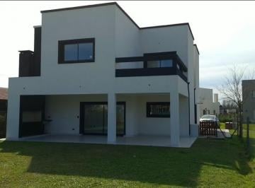 Casa · 267m² · 5 Ambientes · 2 Cocheras · Casa a Estrenar en Barrio San Pablo - Financiación Privada