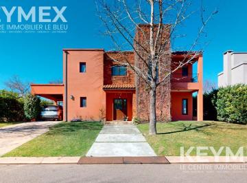 Casa · 161m² · 5 Ambientes · 3 Cocheras · Casa 5 Ambientes en Venta Ayres Plaza