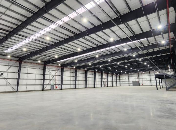 Local comercial · 3920m²