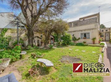 PH · 110m² · 5 Ambientes · 1 Cochera · Venta PH 4 Ambientes en Banfield