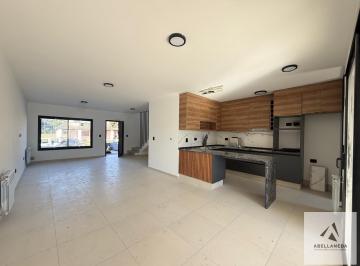 Casa · 160m² · 5 Ambientes · 2 Cocheras · Casa en Mansos del Sur