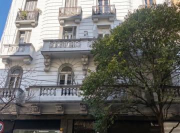 Departamento · 102m² · 4 Ambientes · Depto. 5 Amb. Al Frente, 106 m² — Congreso
