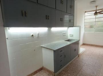 Departamento · 58m² · 3 Ambientes · Departamento Céntrico en Venta de 2 Dorm. - Santa Fe y 3 de Febrero (Df973)