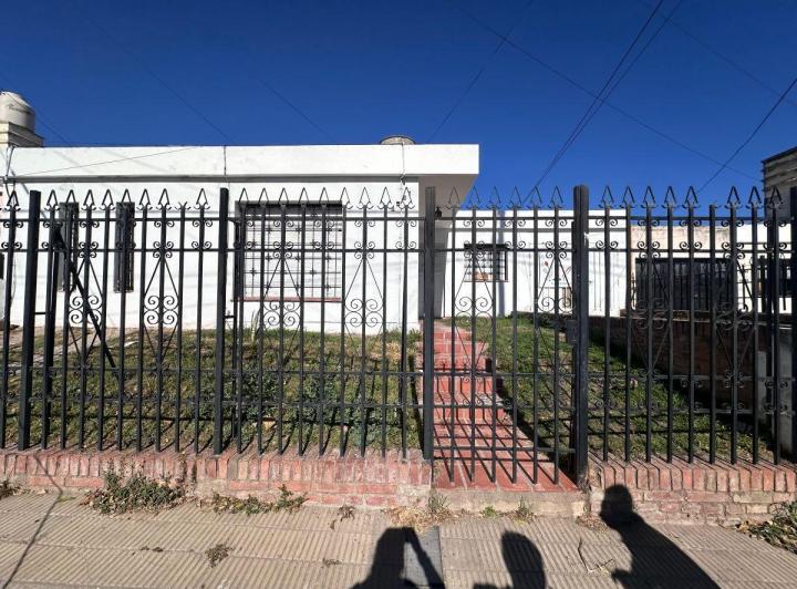 Casa · 177m² · 4 Ambientes · 1 Cochera