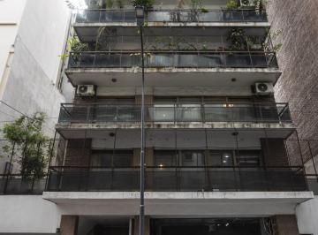 Oficina comercial · 147m² · 8 Ambientes · 1 Cochera · Oficina en Recoleta