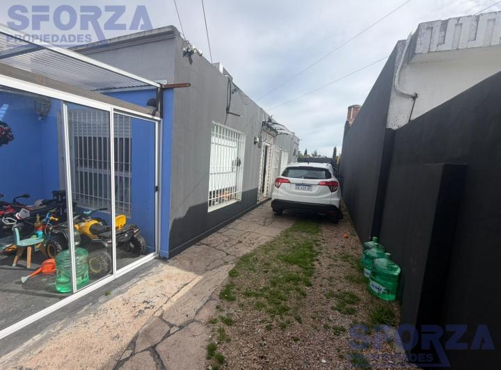Casa · 200m² · 4 Ambientes · 1 Cochera