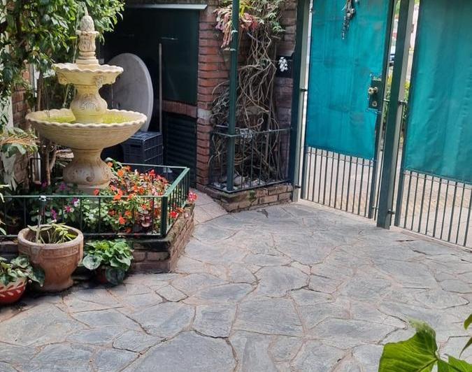 Casa · 137m² · 3 Ambientes · 2 Cocheras