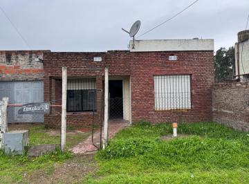 Casa · 300m² · 3 Ambientes · 3 Cocheras · Casa en Los Gallitos