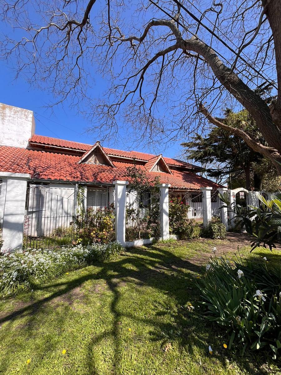 Oportunidad en Parque Luro, 4 amb, 244m²