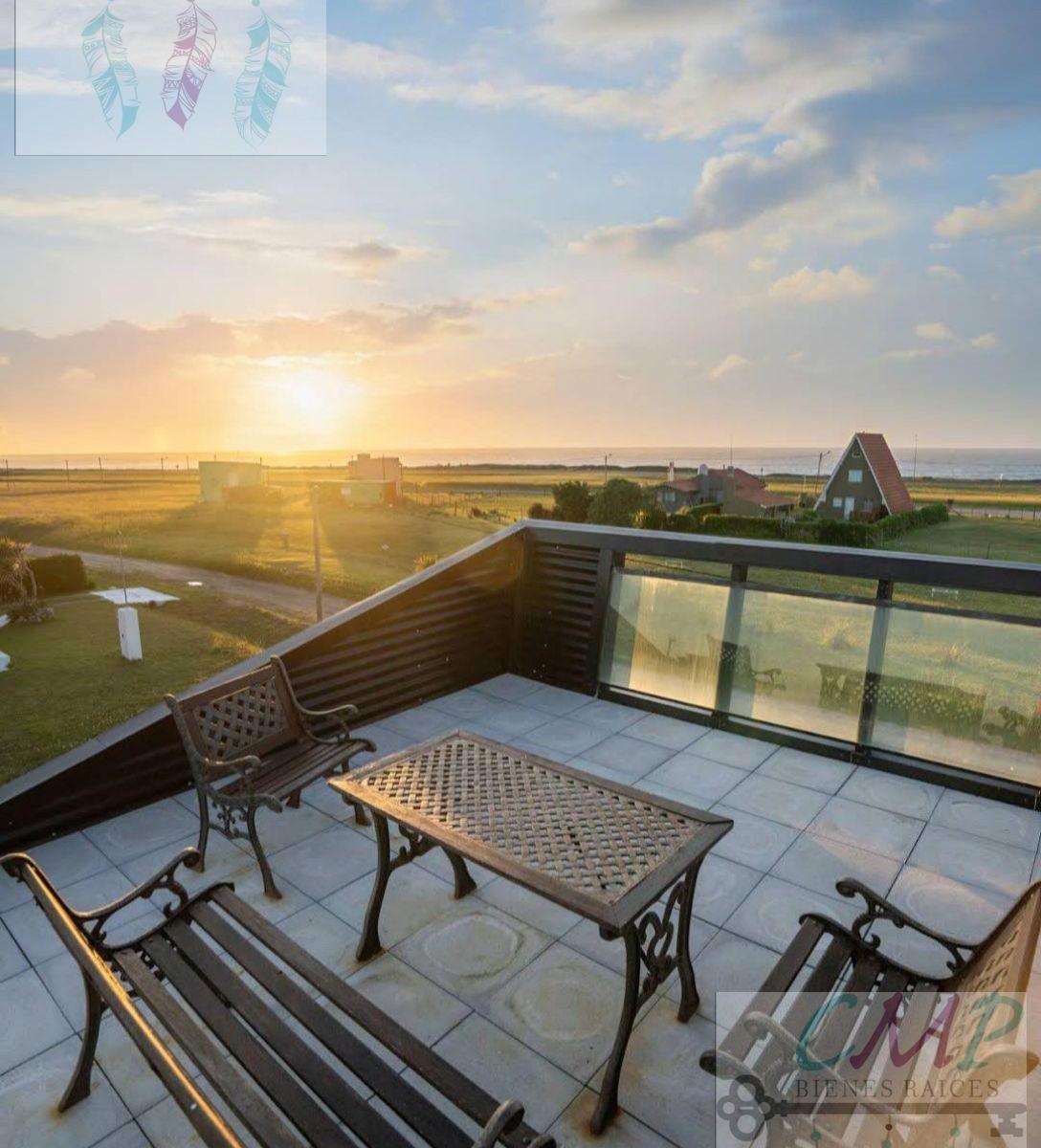 casa en venta en el Barrio El Marquesado, 61m², 1 dorm, 2 baños, 1 coch.