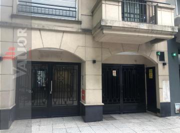 Departamento · 35m² · 2 Ambientes · 1 Cochera · Departamento 2 Ambientes con Patio, Parrilla y Cochera Cubierta!