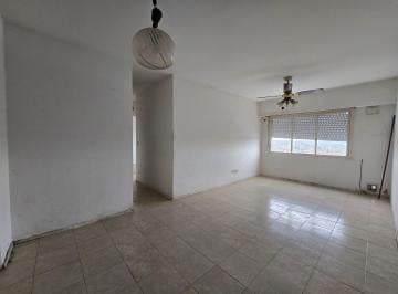 Departamento · 56m² · 3 Ambientes · 1 Cochera · Departamento 3 Ambientes Venta Banfield A. Crédito