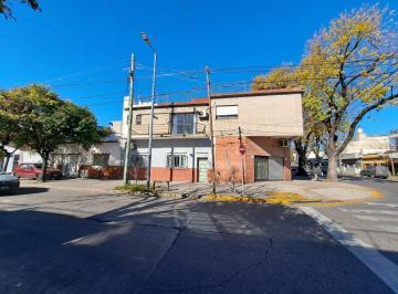 PH · 72m² · 3 Ambientes · PH en Parque Avellaneda