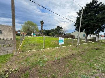 Terreno · 438m² · Venta de Terreno de 438 m² en Carmelo, Uruguay