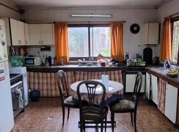 Casa · 225m² · 5 Ambientes · Versalles Av Juan B. Justo 9400 Hermosa Casa Para Recicl