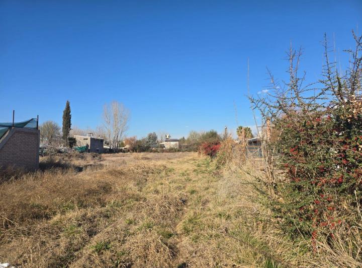 Terreno · 3300m²