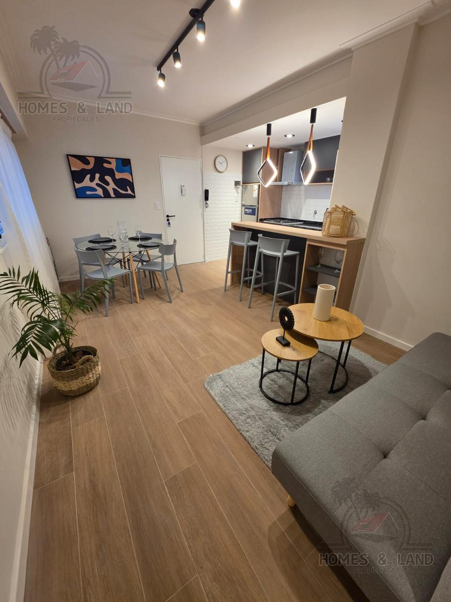 Depto reciclado 2 amb, 35m² en el Centro — Alt. Brown 2351 Piso 5