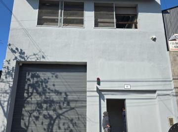 Depósito · 680m² · Alquiler Depósito en Villa Soldati