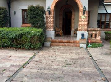 Casa de 5 ambientes, Lomas de Zamora · Lomas 697 m² Terreno 339 m² Cubiertos