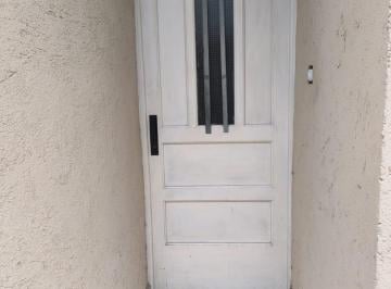 Foto · Alquiler Local con Departamento en Barrio San Vicente!