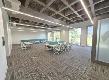 Oficina comercial · 116m² · 1 Ambiente · 2 Cocheras · Oficina en Alquiler en Pilar Pueblo Caamaño. Luminosa con Gran Ubicación
