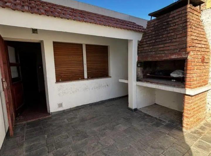 Casa · 200m² · 1 Ambiente