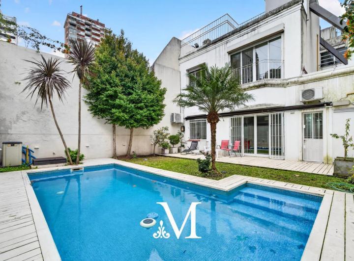 Casa · 635m² · 7 Ambientes · 3 Cocheras