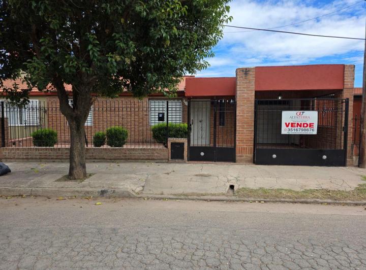 Casa · 131m² · 1 Ambiente · 1 Cochera