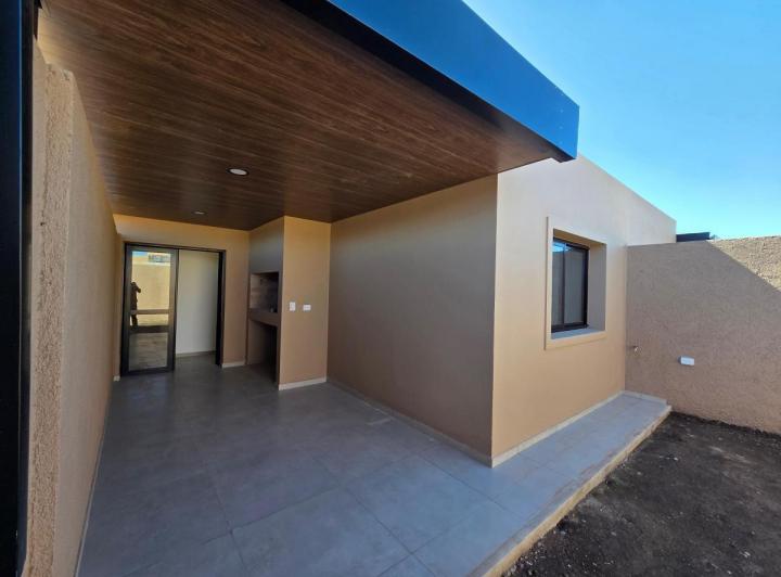 Casa · 126m² · 4 Ambientes · 1 Cochera