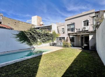 Casa · 240m² · 4 Ambientes · 2 Cocheras · Casa 4 Ambientes, 3 Dorm., Suite y Jardin con Pileta | Garage | Castelar Norte