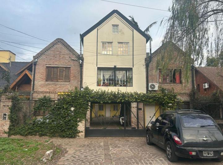 Casa · 75m² · 3 Ambientes · 1 Cochera
