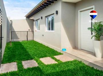 Casa · 380m² · 5 Ambientes · 1 Cochera · Casa Venta Eko Distrito Cerrillos 3 Dor C/quincho