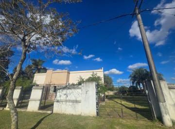 Casa · 300m² · 8 Ambientes · Se Vende Casa en Zona Urbana Arroyo Ceibal