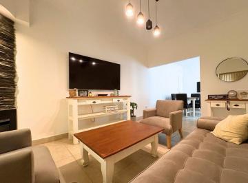 Casa · 178m² · 5 Ambientes · 1 Cochera · Venta Casa a Estrenar 5 Ambientes San Isidro