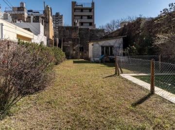 Casa · 168m² · 4 Ambientes · Casa a Reciclar en Venta Rep de La Sexta