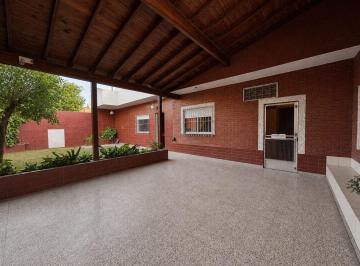 Casa · 187m² · 5 Ambientes · 1 Cochera · Venta Casa 5 Amb Cochera Jardin Villa Tesei