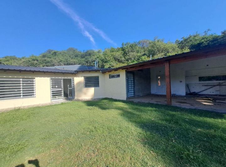 Casa · 200m² · 6 Ambientes