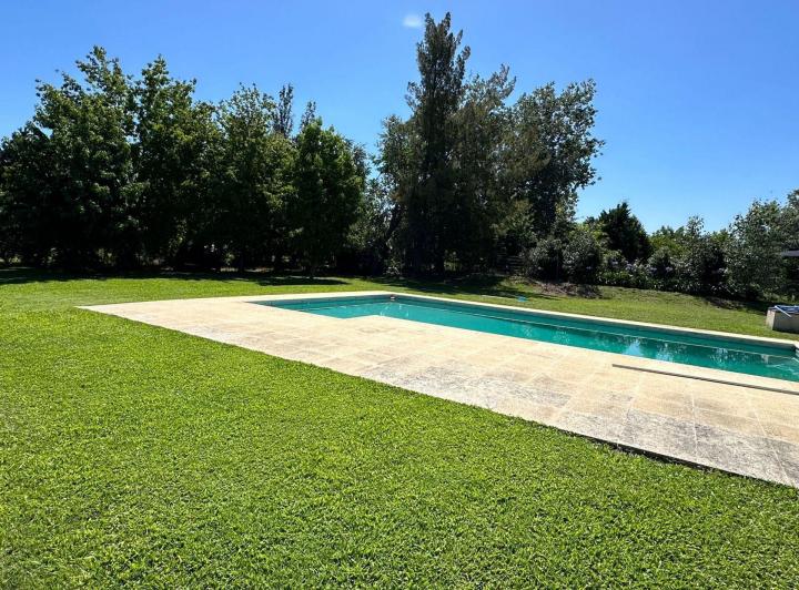 Casa · 173m² · 4 Ambientes · 2 Cocheras