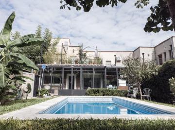 Casa · 115m² · 4 Ambientes · 2 Cocheras · Casa en Manzanares