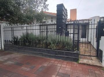 Casa · 144m² · 3 Dormitorios · 2 Cocheras · Casa 3 Dorm. en Crisol Sur