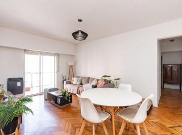 Departamento · 57m² · 3 Ambientes · 1 Cochera · Venta Departamento 3 Amb Balcón Cochera Caballito