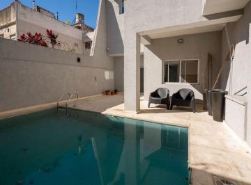 Casa · 315m² · 5 Ambientes · 2 Cocheras · Venta Casa, 5 Amb, 2 Cocheras, Quincho, Pileta