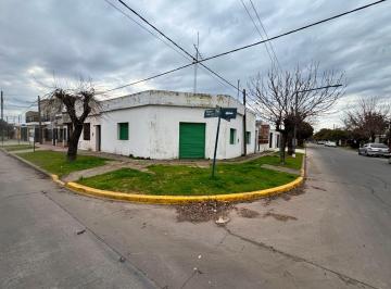 PH · 81m² · 3 Ambientes · Venta Casa Esquina a Reciclar, San Nicolas