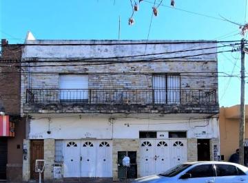 Casa · 250m² · 6 Ambientes · 2 Cocheras · Venta de Casa Multifamiliar