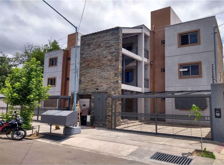 Departamento · 75m² · 3 Ambientes · 1 Cochera