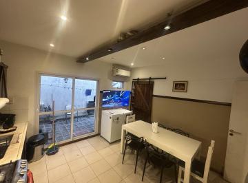 PH · 96m² · 3 Ambientes · Venta PH 3 Ambientes en Olivos, Pb Independiente Local Comercial a La Calle, Patio y Baulera
