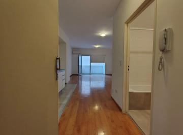 Departamento · 32m² · 1 Ambiente · Alquiler Mono C/balcón Riobamba 400 Apto Prof